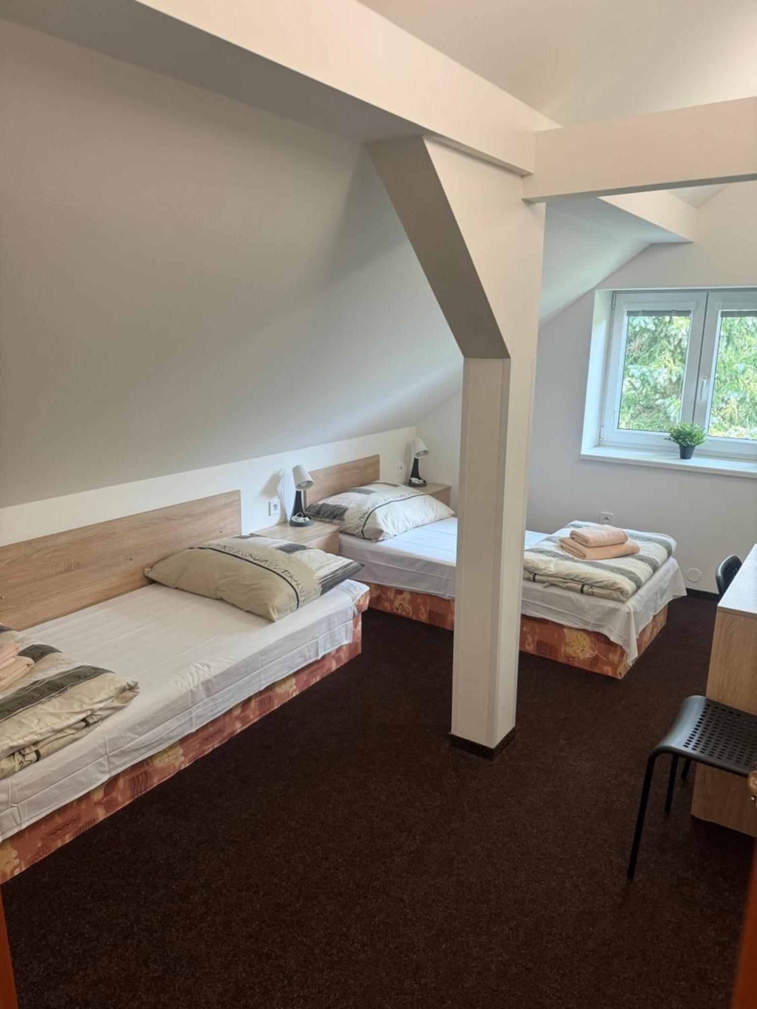 Hotel Formule Decin Exteriör bild