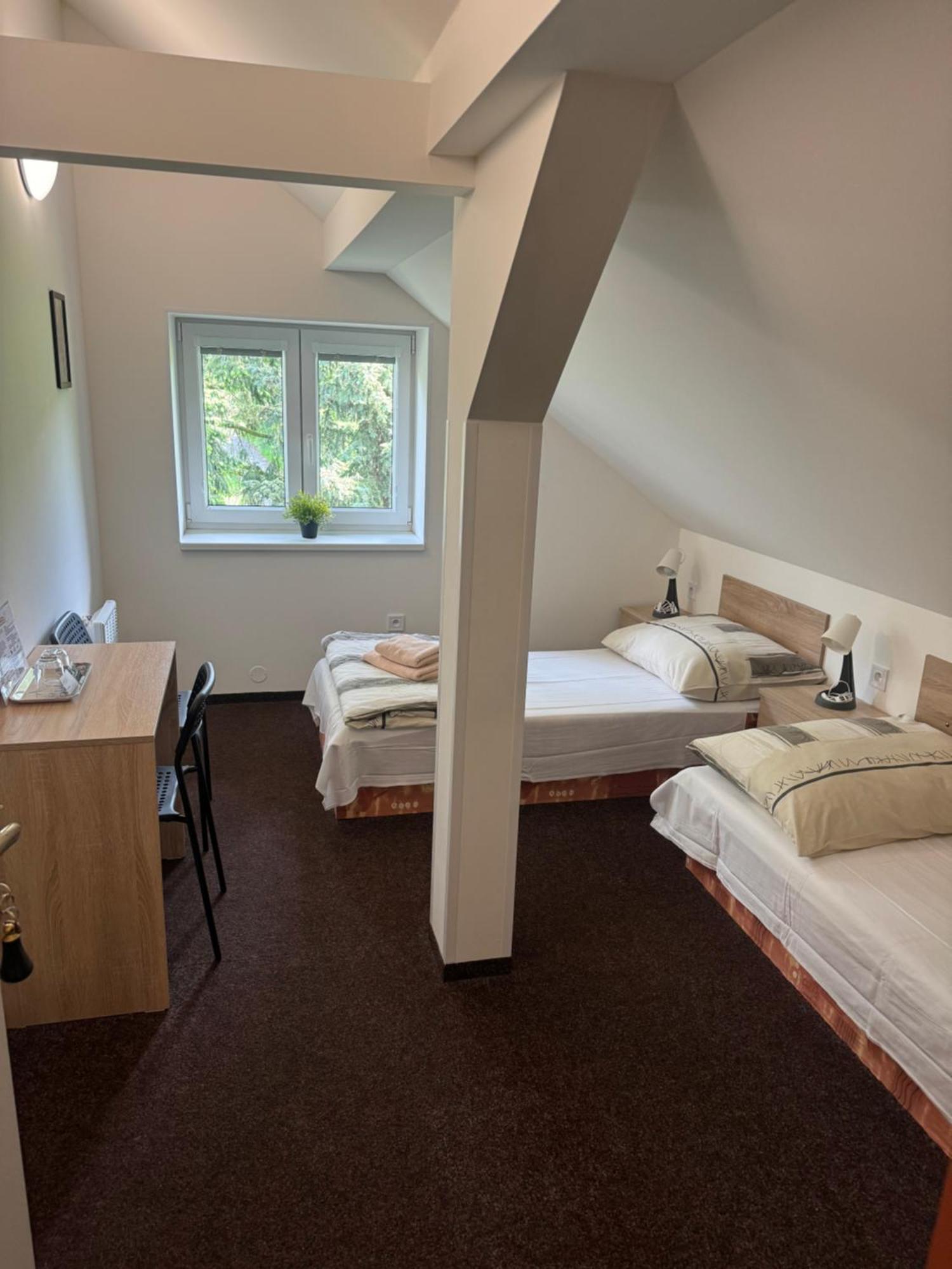 Hotel Formule Decin Exteriör bild