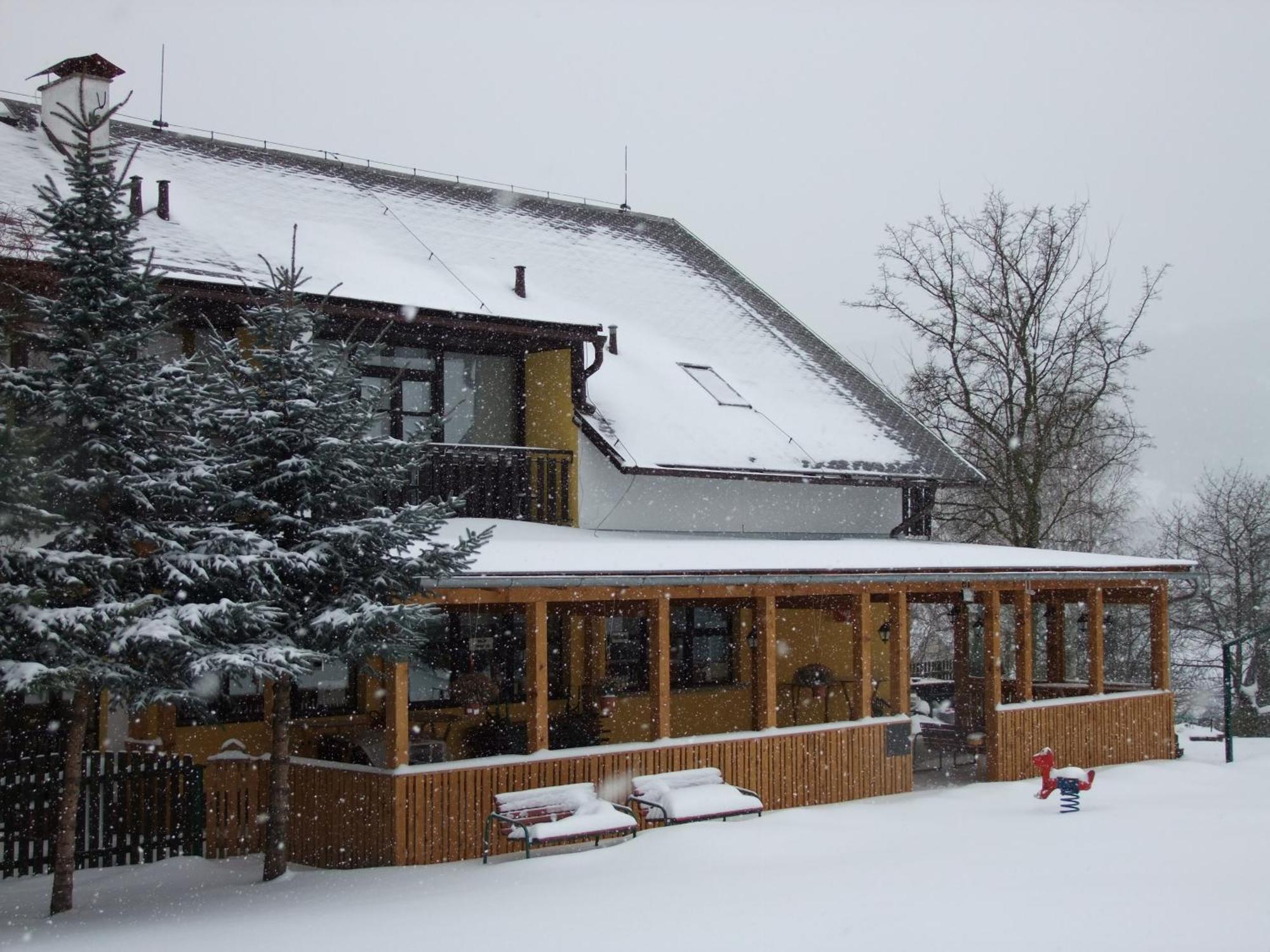 Hotel Formule Decin Exteriör bild