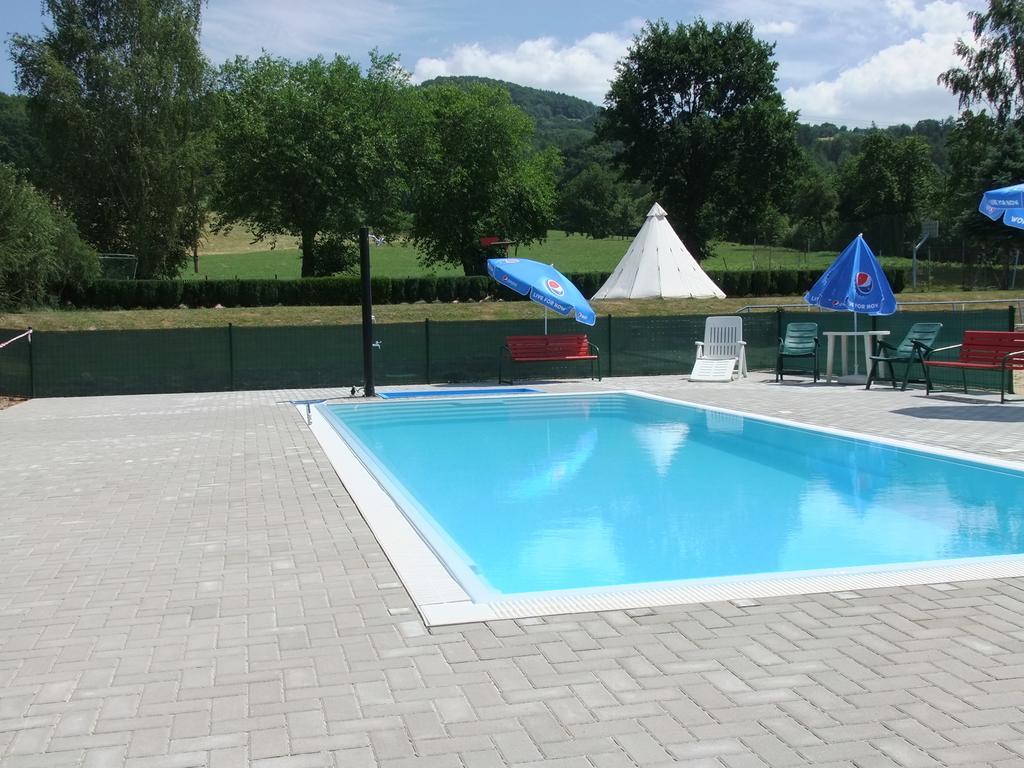 Hotel Formule Decin Exteriör bild