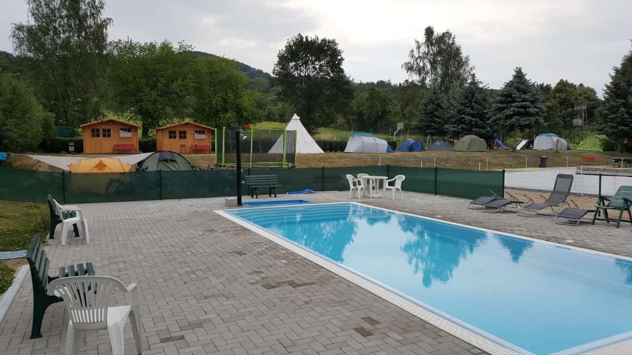 Hotel Formule Decin Exteriör bild